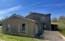 6236 State Route 176, Drakesboro, KY 42337