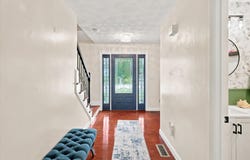 33 Fairway Dr, Woburn, MA 01801