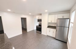 576 Franklin St, Worcester, MA 01608