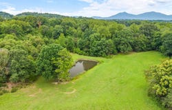 1520 Link, Bedford, VA 24523