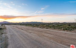 Redbank Rd St, Apple Valley, CA 92307
