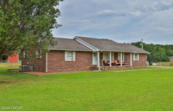 2000 Highway 77, Paris, TN 38242