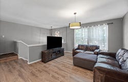 991 Reserve Drive, Elgin, IL 60124