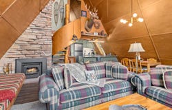 847 Hemlock Dr, Lyons, CO 80540