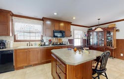 8 Sheldon Place, Lewiston, ME 04240
