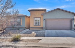 301 Zuni River Circle SW, Los Lunas, NM 87031