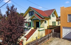 2912 Delaware St, Oakland, CA 94602