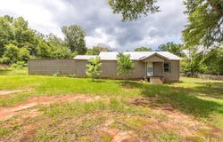 1346 Highway 21 E, San Augustine, TX 75972