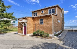 138 Shorefront Street, Milford, CT 06460