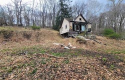 3867 Leslie Ave, Hampton, PA 15101