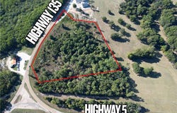 Hwy 135, Laurie, MO 65037