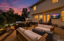 800 Dunbarton Drive, Weldon Spring, MO 63304