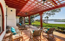 13801 Arbor Circle, Ocean Springs, MS 39564