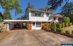 239 Moonlight Av SE, Salem, OR 97302