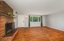 260 35TH St, Springfield, OR 97478