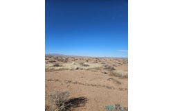 Palomas Rd SE, Deming, NM 88030