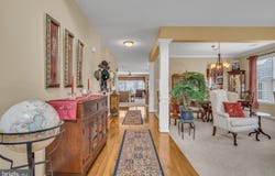 298 FOUNDERS Way, MECHANICSBURG, PA 17050