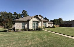 6514 COUNTRYSIDE DR, Texarkana, AR 71854