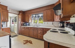 11 Hannay Road, Westerlo, NY 12193