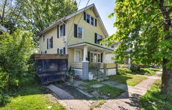 132 Irondale Street, Elyria, OH 44035