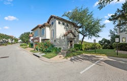 223 Honey Creek Ct, Austin, TX 78738
