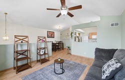 814 Symphony Drive, Aurora, IL 60504