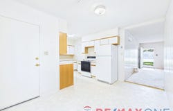 2207 N 7th Street, Garden City, KS 67846