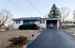 714 Crittenden Drive, Marion, KY 42064