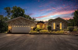 11S056 Madison Street, Burr Ridge, IL 60527