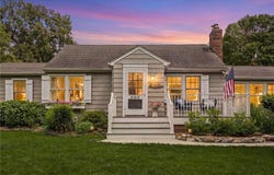 20600 Carson Road, Deephaven, MN 55331