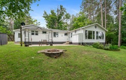 5699 S Smith Road, Cheboygan, MI 49721