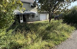 641 Thompson Ave, Clairton, PA 15025