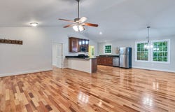 251 Bronson St, HAGUE, VA 22469
