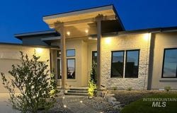 445 Joy Avenue, Middleton, ID 83644
