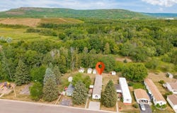 807 W Stowe St, Duluth, MN 55808