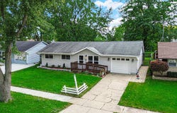 741 Surrey Drive, Streamwood, IL 60107