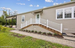329 PARADISE Circle, Satsuma, FL 32189