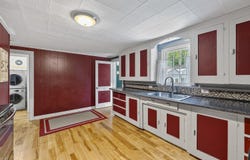 108 Middlesex Road, Topsham, ME 04086