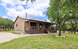 221 Coyote Trail, Harper, TX 78631