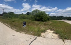 Milagros Dr, Cedar Creek, TX 78612
