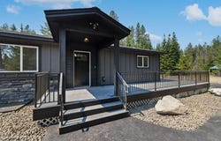 2721 W Seasons Rd, Athol, ID 83801