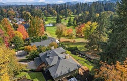 541 SPYGLASS Dr, Eugene, OR 97401