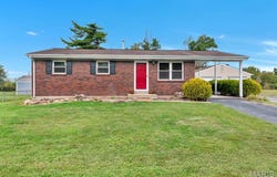 5 Oak Drive, St Peters, MO 63376