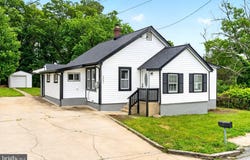 9081 DUMHART Road, LAUREL, MD 20723