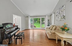 8033 CREST Road, LAUREL, MD 20723
