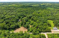 14710 County Rd 337, Savannah, MO 64485