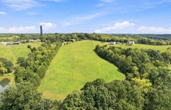 Leaning Oak Road, Corinth, KY 41010
