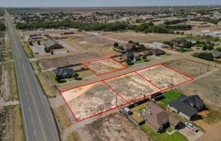 5th Street, Plains, TX 79355