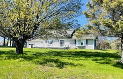 4344 E Mapleridge 37th Road, Rock, MI 49880