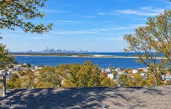 28 Twinlights Terrace, Highlands, NJ 07732